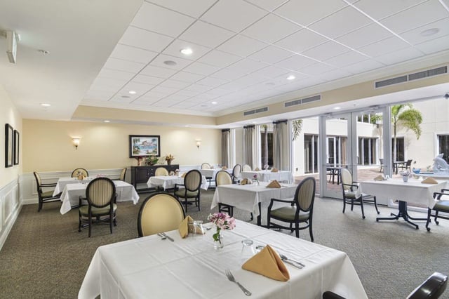 DV-Forum-AL-Interior-Sensations-Dining-Room-2-1024x683-1